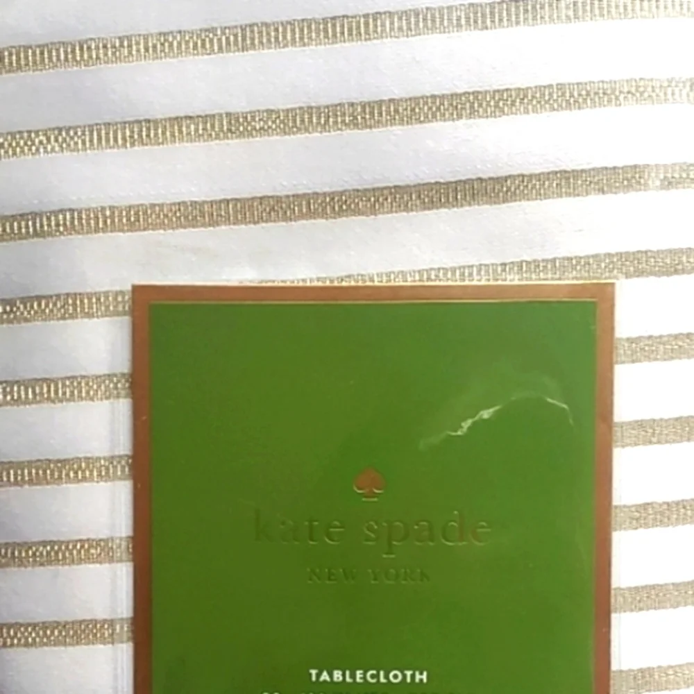 kate spade New York Harbour Drive Tablecloth in Gold Stripe NWT
